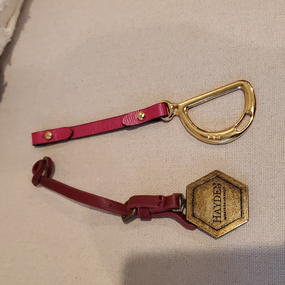 Lot of Bag Charms and Tags (5) - Picture 5 of 10